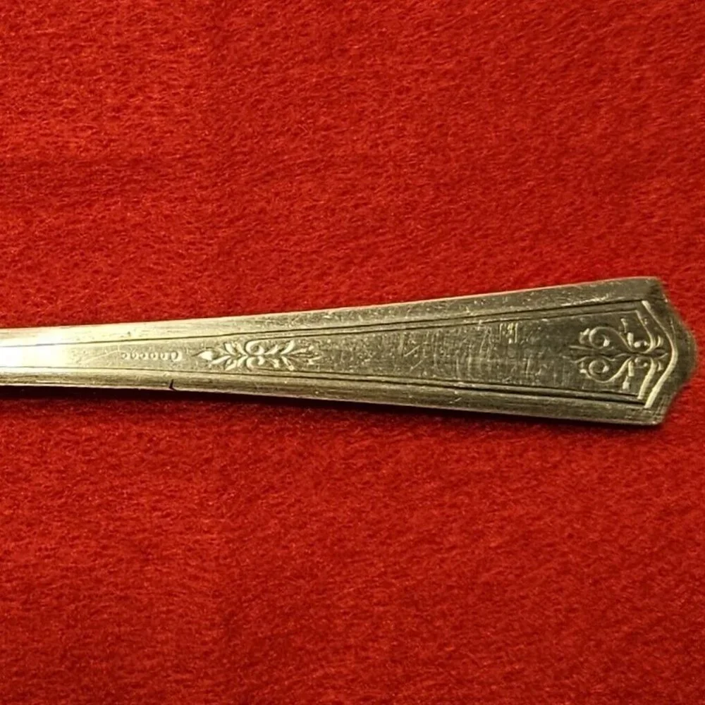 1881 Rogers manufacturer 	reed